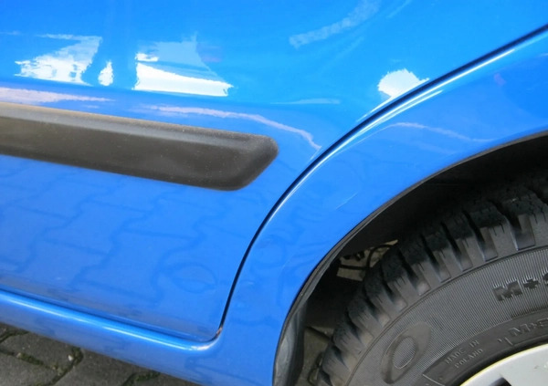 Fiat Panda cena 10900 przebieg: 94000, rok produkcji 2005 z Biała małe 172